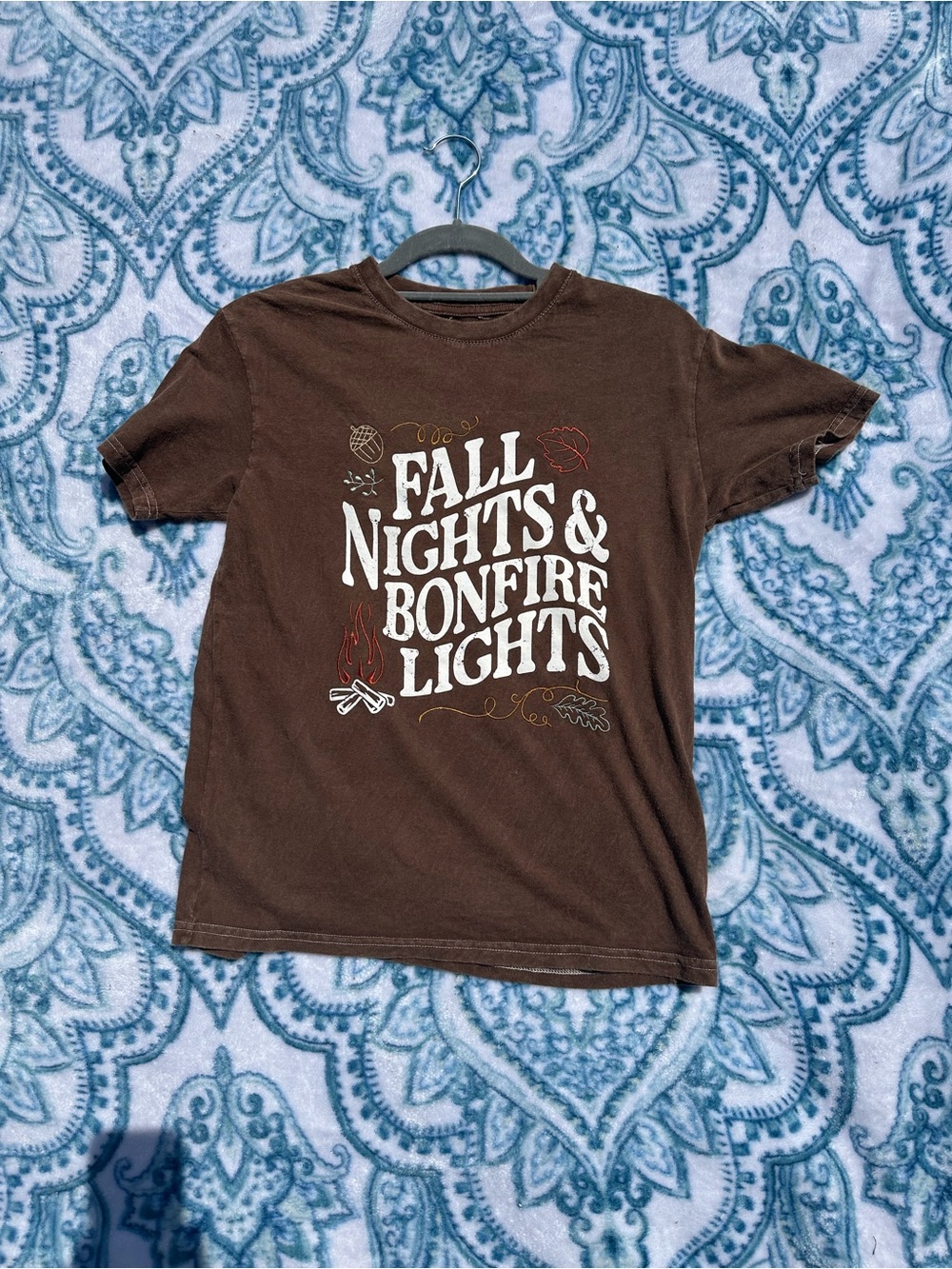 Maurices Brown 'Fall Nights & Bonfire Lights' Graphic Tee Relaxed Fit xs